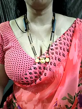 Snapshot of bhuvana555 chatting on 05.11.26 bhuvana555 online show from 05.11.26