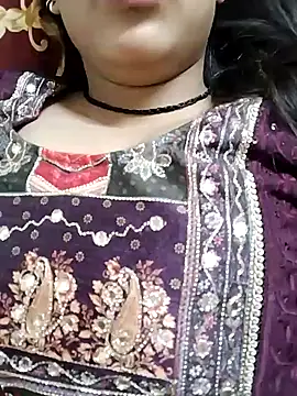 Sreya213 online show from 01.22.25