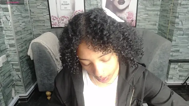 Violeth b online show from 09.22.25