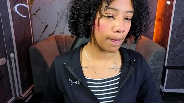 Violeth b online show from 11.06.25