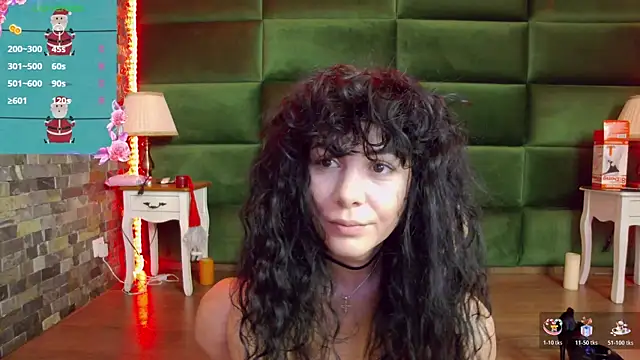 Snapshot of SelenSummer chatting on 12.13.25 SelenSummer online show from 12.13.25