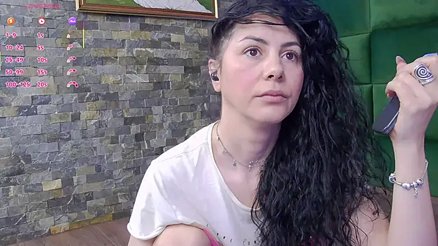 Snapshot of SelenSummer chatting on 05.03.26 SelenSummer online show from 05.03.26