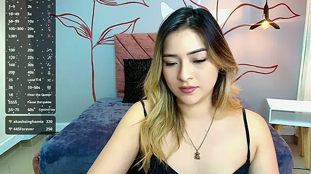Snapshot of DahliaMoore chatting on 12.02.24 DahliaMoore online show from 12.02.24