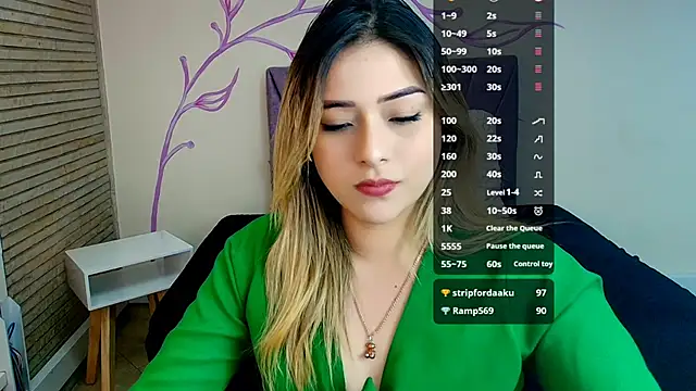 Snapshot of DahliaMoore chatting on 12.03.24 DahliaMoore online show from 12.03.24