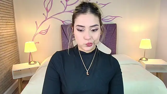 Snapshot of DahliaMoore chatting on 03.11.25 DahliaMoore online show from 03.11.25