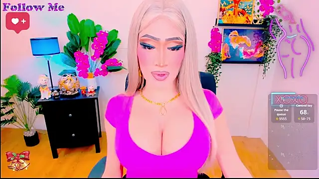 Snapshot of TwittyGirL9inch_exotic chatting on 11.16.25 TwittyGirL9inch exotic online show from 11.16.25