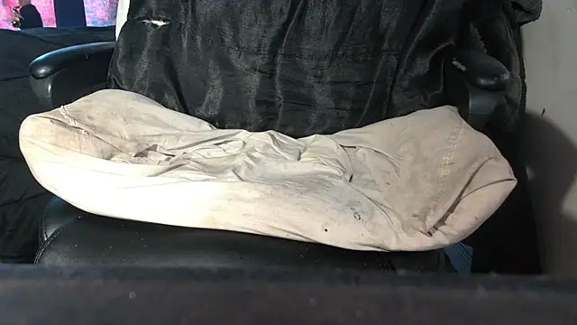 Snapshot of RickStone51 chatting on 01.10.26 RickStone51 online show from 01.10.26