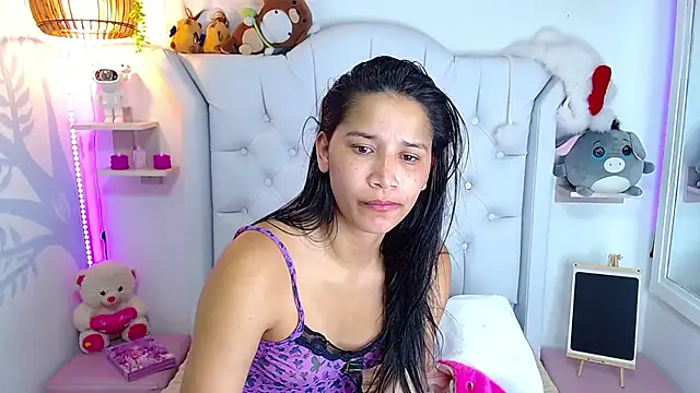 Alison Wiley online show from 03.12.26