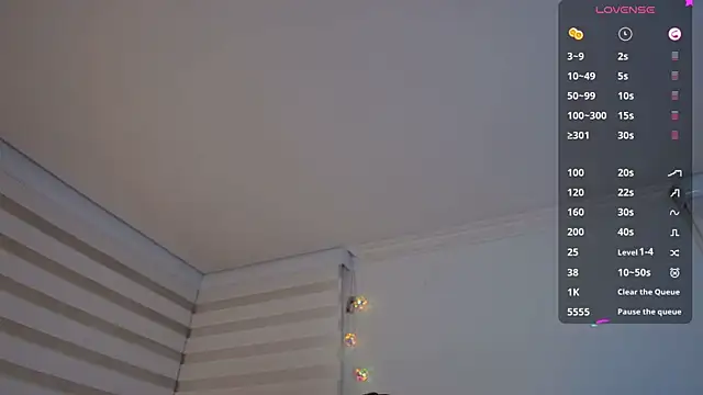 venusleroy  online show from 12.19.25