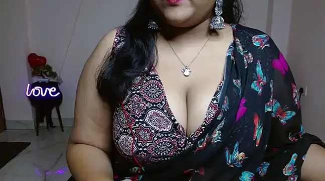 Snapshot of Naughty_Ayesha1 chatting on 02.13.25 Naughty Ayesha1 online show from 02.13.25
