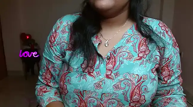 Snapshot of Naughty_Ayesha1 chatting on 02.26.25 Naughty Ayesha1 online show from 02.26.25