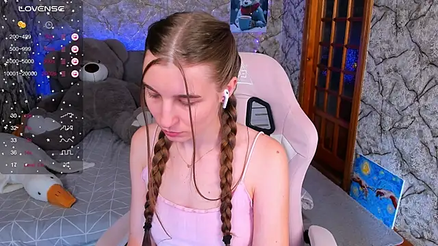  flowersweeet  online show from 10.23.25