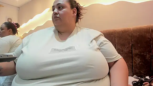 Snapshot of Alisson_am chatting on 06.16.26 Alisson am online show from 06.16.26