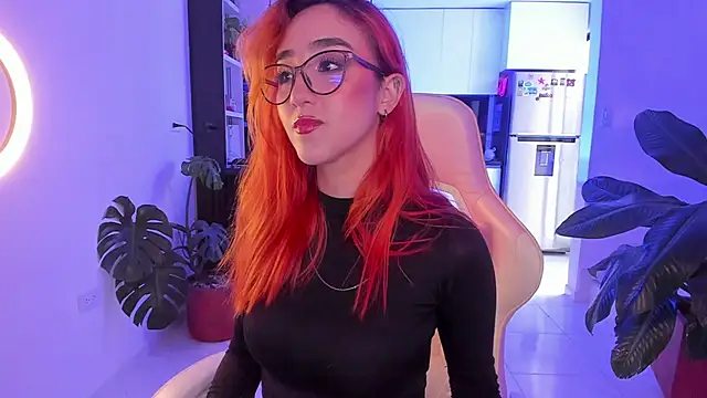 Snapshot of MelodieRoy chatting on 03.04.26 MelodieRoy online show from 03.04.26