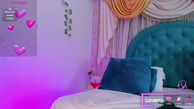 saskia secret online show from 03.18.25