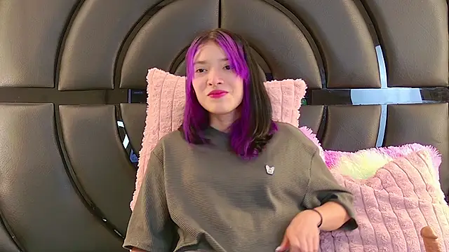 AlliciaKim online show from 01.09.25