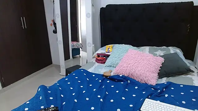 Snapshot of amazonafit_ chatting on 01.16.25 amazonafit online show from 01.16.25