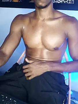 MAXIMO JHONS online show from 04.29.26