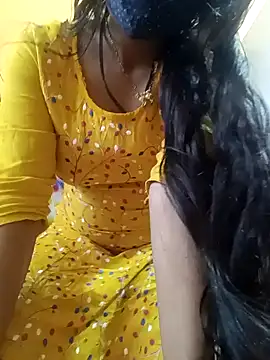 CutePriya613 online show from 12.24.24