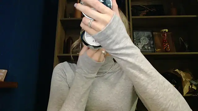 Snapshot of Your_Jessy chatting on 11.17.25 Your Jessy online show from 11.17.25