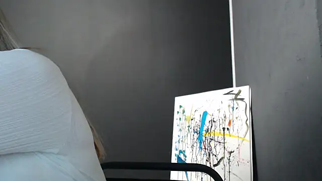 Snapshot of Your_Jessy chatting on 11.29.25 Your Jessy online show from 11.29.25