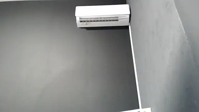 Snapshot of Your_Jessy chatting on 12.04.25 Your Jessy online show from 12.04.25