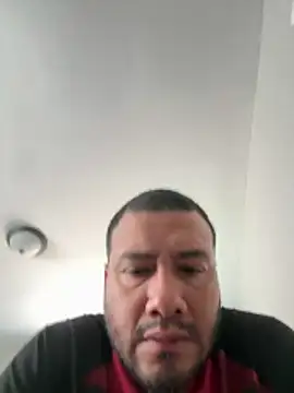 Snapshot of elamante03 chatting on 04.16.26 elamante03 online show from 04.16.26