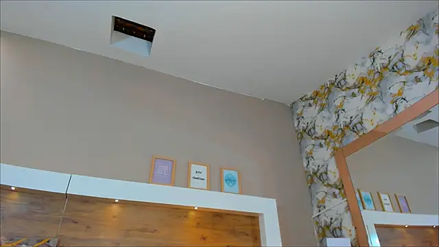 EmaBakker online show from 03.15.25