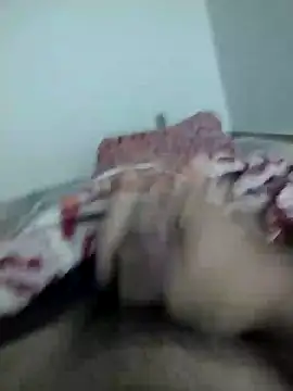 Snapshot of lm279 chatting on 02.08.25 lm279 online show from 02.08.25