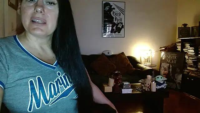 mandaloriangirls online show from 10.05.25