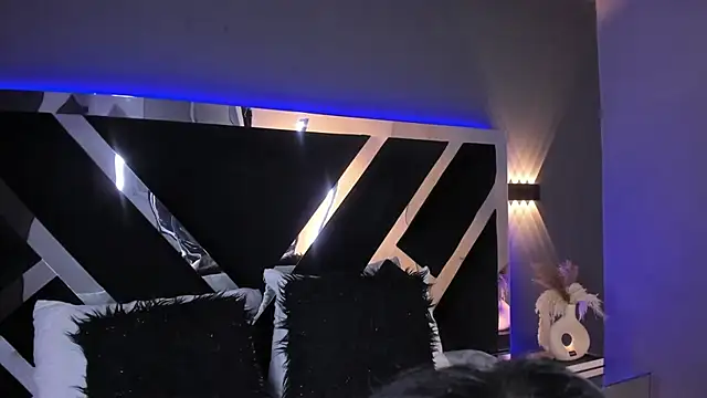 JulietaCheerr online show from 12.30.24