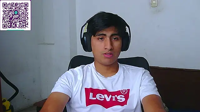 Snapshot of CzarPM chatting on 12.15.25 CzarPM online show from 12.15.25