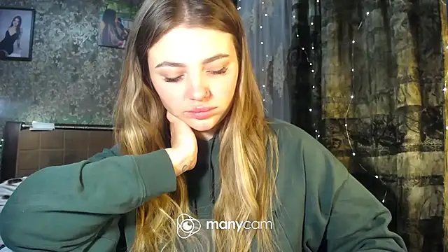 BonnyShy online show from 10.08.25