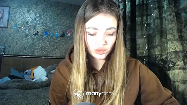 BonnyShy online show from 11.07.25