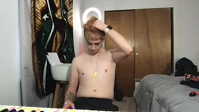 Snapshot of twentywithafelonyy chatting on 12.12.24 twentywithafelonyy online show from 12.12.24