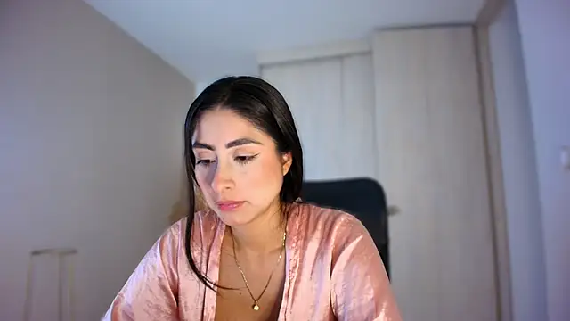 auroracaruso11 online show from 07.12.26