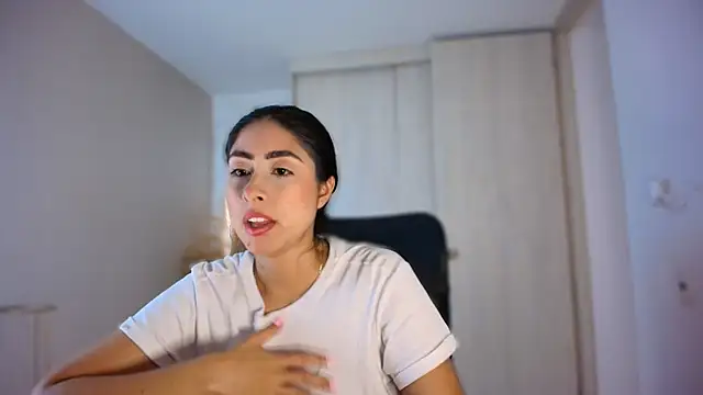 auroracaruso11 online show from 07.24.26