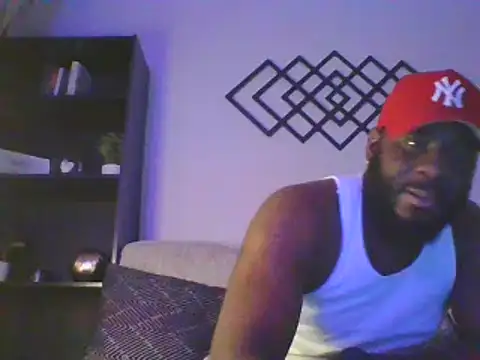 Stayinalive1992 online show from 12.31.24