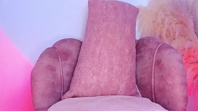 Snapshot of amelie_murphy_ chatting on 12.13.24 amelie murphy online show from 12.13.24