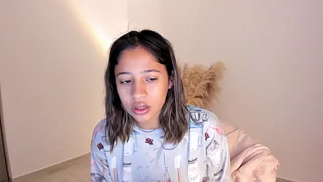 Snapshot of amelie_murphy_ chatting on 11.20.25 amelie murphy online show from 11.20.25