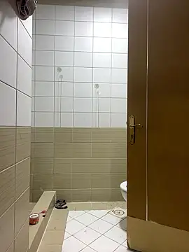 Snapshot of Layla-daloua chatting on 01.07.26 Layla-daloua online show from 01.07.26