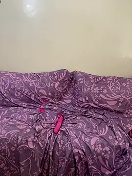 Snapshot of Layla-daloua chatting on 03.28.26 Layla-daloua online show from 03.28.26