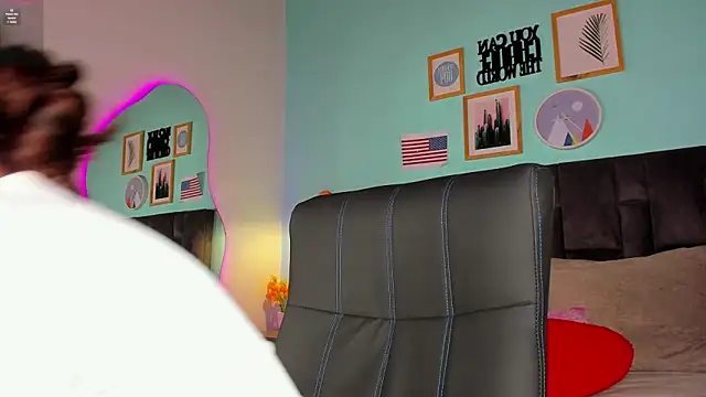 ParisFox  online show from 01.17.25