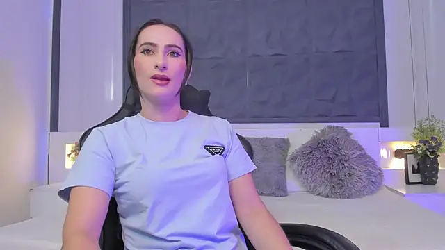 Snapshot of SaraGomez1 chatting on 02.19.26 SaraGomez1 online show from 02.19.26