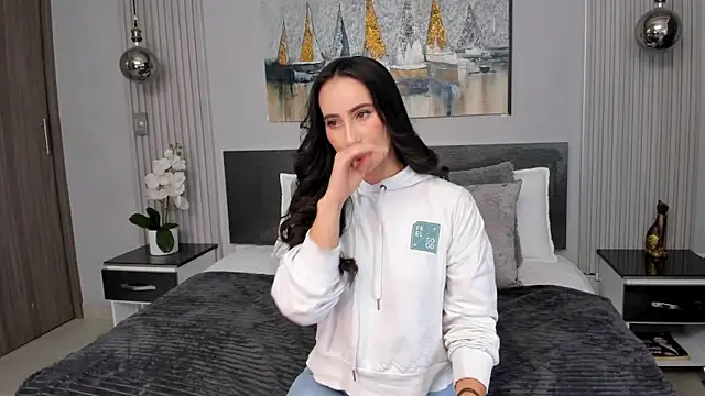SaraGomez1 online show from 05.23.26