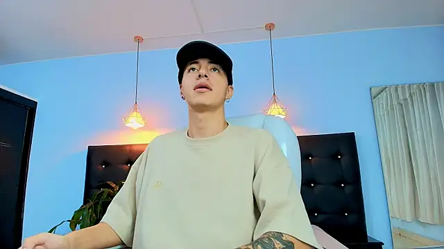 Lobo 17  online show from 03.21.25