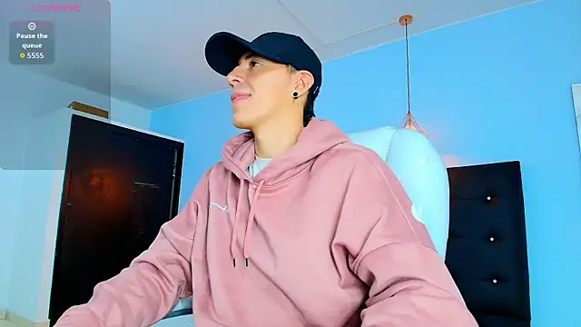 Lobo 17  online show from 09.26.25