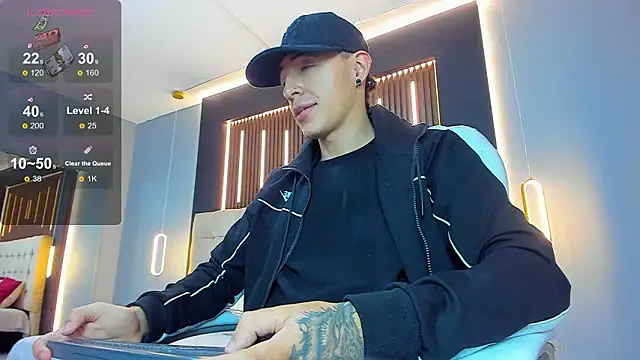 Lobo 17  online show from 03.13.26