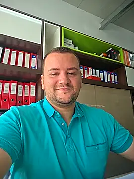 Snapshot of KarlosCarutox chatting on 09.24.25 KarlosCarutox online show from 09.24.25