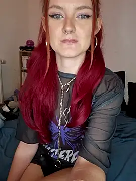 Snapshot of Nasty_Angel_22 chatting on 12.18.25 Nasty Angel 22 online show from 12.18.25